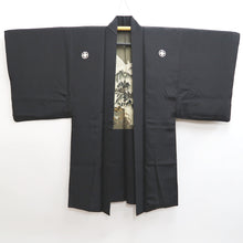 Load image into Gallery viewer, Men&#39;s Haori Vintage(1950-1980) Black Montsuki Habutae Mt. Fuji Silk #9819B1
