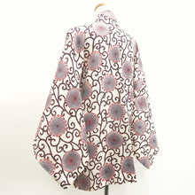 Load image into Gallery viewer, Haori Jacket Vintage(1950-1980) White Shibori Chrysanthemum Karakusa Silk #9805A5

