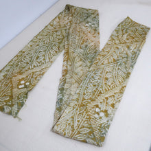 Load image into Gallery viewer, CC1016C1 Silk 4pcs Bundle Kimono Fabric Shibori Red 78.7x5.9in(200x15cm)

