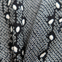 Load image into Gallery viewer, Haori Jacket Vintage(1950-1980) Black Shibori Branch Silk #10067D1
