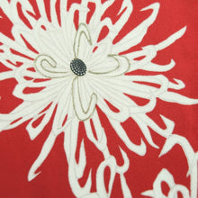 Load image into Gallery viewer, Kimono Vintage(1950-1980) Red Chrysanthemum Rangiku Silk #10266E4
