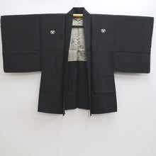 Load image into Gallery viewer, Men&#39;s Haori Vintage(1950-1980) Black Habutae Landscape Silk #9981C2
