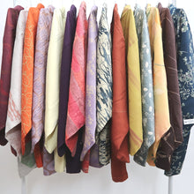 Load image into Gallery viewer, Bundle 15pcs Silk Haori Jacket Wholesale Bulk Free Shipping #531
