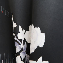 Load image into Gallery viewer, Haori Jacket Vintage(1950-1980) Black Flower Silk #9992C2
