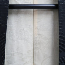 Load image into Gallery viewer, Haori Jacket Vintage(1950-1980) Black Silver Karakusa Silk #10985F4
