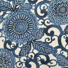 Load image into Gallery viewer, Haori Jacket Vintage(1950-1980) Blue White Karakusa Peony Silk #10614C3
