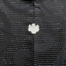 Load image into Gallery viewer, Haori Jacket Vintage(1950-1980) Black Silver Karakusa Silk #10985F4
