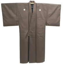 Load image into Gallery viewer, Men&#39;s Kimono Vintage(1950-1980) Dark Brown Montsuki Silk #10466A5
