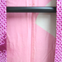Load image into Gallery viewer, Haori Jacket Vintage(1920-1950) Magenta Shibori Orizuru Silk #11035A2
