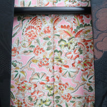 Load image into Gallery viewer, Haori Jacket Vintage(1950-1980) Black Ryusui Floral pattern Silk #11066A4
