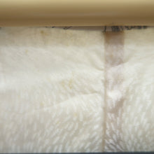 Load image into Gallery viewer, Haori Jacket Vintage(1950-1980) White Chrysanthemum Silk #10605C2
