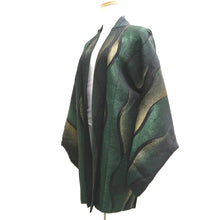 Load image into Gallery viewer, Haori Jacket Vintage(1950-1980) Black Gold Green Tatewaku Silk #10128D3
