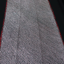 Load image into Gallery viewer, KK1389B7 Silk Kimono Fabric Vintage(1950-1980) Shibori Black 67.3x11.8in(171x30cm)
