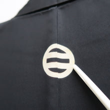 Load image into Gallery viewer, Men's Kimono Vintage(1950-1980) Black Montsuki Habutae Silk #10869E4
