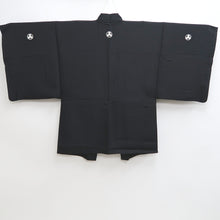 Load image into Gallery viewer, Men&#39;s Haori Vintage(1950-1980) Black Habutae Mountain Landscape Silk #9983C2
