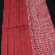 Load image into Gallery viewer, KK1390B7 Silk Kimono Fabric Vintage(1950-1980) Shibori Red 83.1x12.6in(211x32cm)
