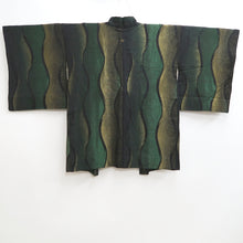 Load image into Gallery viewer, Haori Jacket Vintage(1950-1980) Black Gold Green Tatewaku Silk #10128D3

