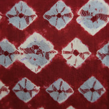 Load image into Gallery viewer, Haori Jacket Vintage(1920-1950) Red Shibori Silk #11055A3
