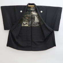 Load image into Gallery viewer, Men's Haori Vintage(1950-1980) Black Montsuki Habutae Ukiyoe Silk #10884E4
