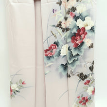 Load image into Gallery viewer, Kimono Pale Pink Hand painted Chrysanthemum Tall Silk #9928B4
