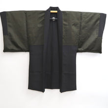 Load image into Gallery viewer, Men's Haori Vintage(1950-1980) Black Montsuki Habutae Ukiyoe Silk #10884E4
