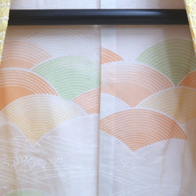 Load image into Gallery viewer, Haori Jacket Light Yellow Full Shibori Flower Wave Silk #10927F1
