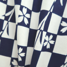 Load image into Gallery viewer, Yukata Vintage(1950-1980) White Navy Cherry Blossom Sakura Cotton #11101B1
