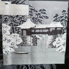 Load image into Gallery viewer, Men's Haori Vintage(1950-1980) Black Montsuki Habutae Ukiyoe Silk #10884E4
