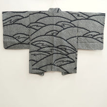 Load image into Gallery viewer, Haori Jacket Vintage(1950-1980) Black Shibori Wave Silk #10026C4
