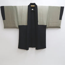 Load image into Gallery viewer, Men&#39;s Haori Vintage(1950-1980) Black Habutae Cherry Blossom Silk #9985C2
