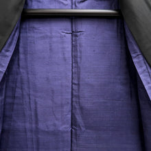Load image into Gallery viewer, Men&#39;s Kimono Vintage(1950-1980) Black Montsuki Silk #10470A5
