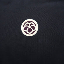 Load image into Gallery viewer, Men&#39;s Haori Vintage(1950-1980) Black Landscape Silk #10287E4
