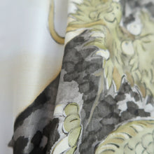 Load image into Gallery viewer, Men's Juban Vintage(1950-1980) Light Gray Dragon Mountain Silk #10878E4
