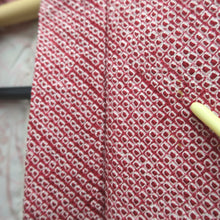 Load image into Gallery viewer, Haori Jacket Vintage(1950-1980) Red Full Shibori Flower Silk #10237E2

