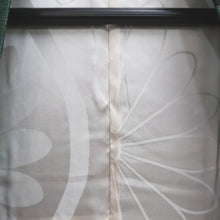 Load image into Gallery viewer, Haori Jacket Vintage(1950-1980) Black Green Gold Flower Silk #10087D1
