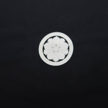 Load image into Gallery viewer, Men&#39;s Kimono Vintage(1950-1980) Black Montsuki Silk #10471A5
