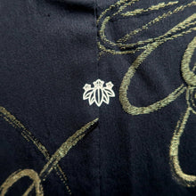 Load image into Gallery viewer, Haori Jacket Vintage(1950-1980) Black Gold Floral pattern Silk #10989F4
