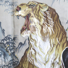 Load image into Gallery viewer, Men's Haori Vintage(1950-1980) Dark Brown Tiger Silk #10644C4
