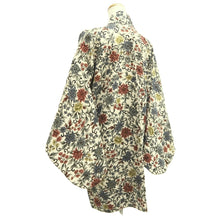 Load image into Gallery viewer, Haori Jacket Vintage(1950-1980) White Floral pattern Silk #10739D3
