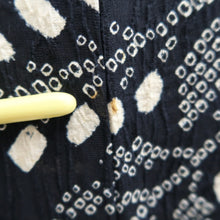 Load image into Gallery viewer, Haori Jacket Vintage(1950-1980) Black Shibori Botanical Silk #10938F1
