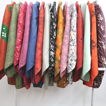 Load image into Gallery viewer, Bundle 15pcs Silk Haori Jacket Wholesale Bulk Free Shipping #575
