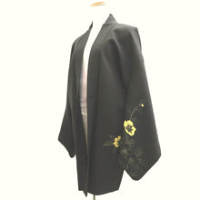 Load image into Gallery viewer, Haori Jacket Vintage(1950-1980) Black Flower Silk #10044C5
