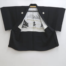 Load image into Gallery viewer, Men&#39;s Haori Vintage(1950-1980) Black Habutae Landscape Silk #9987C2
