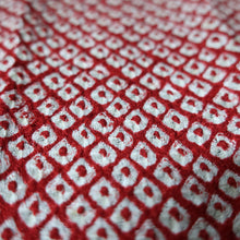 Load image into Gallery viewer, KK1399B8 Silk Kimono Fabric Vintage(1950-1980) Shibori Red 76.8x12.6in(195x32cm)
