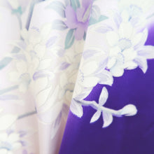 Load image into Gallery viewer, Furisode Purple Flower Silk #10548B3
