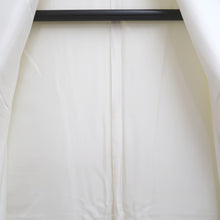 Load image into Gallery viewer, Kimono White Peacock Chrysanthemum Silk #10529B2
