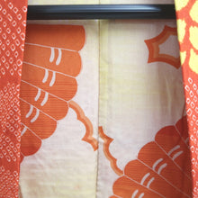 Load image into Gallery viewer, Haori Jacket Vintage(1920-1950) Vermillion Yellow Shibori Chrysanthemum Silk #11009F5
