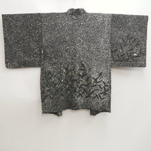 Load image into Gallery viewer, Haori Jacket Vintage(1950-1980) Black White Leaves Embroidery Silk #10119D2
