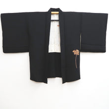 Load image into Gallery viewer, Haori Jacket Vintage(1950-1980) Black Fully Embroidered Flower Silk #10045C5
