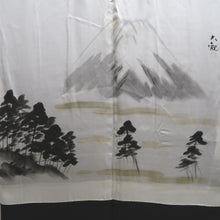 Load image into Gallery viewer, Men&#39;s Haori Vintage(1950-1980) Black Habutae Landscape Silk #9987C2
